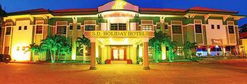 Holiday Hotel Phnom Penh Extérieur photo