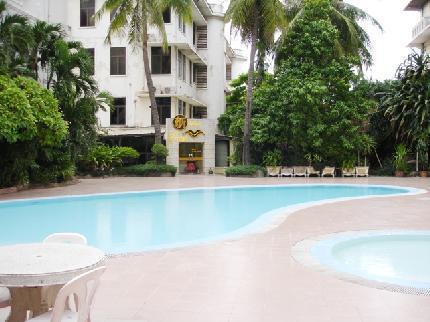 Holiday Hotel Phnom Penh Extérieur photo